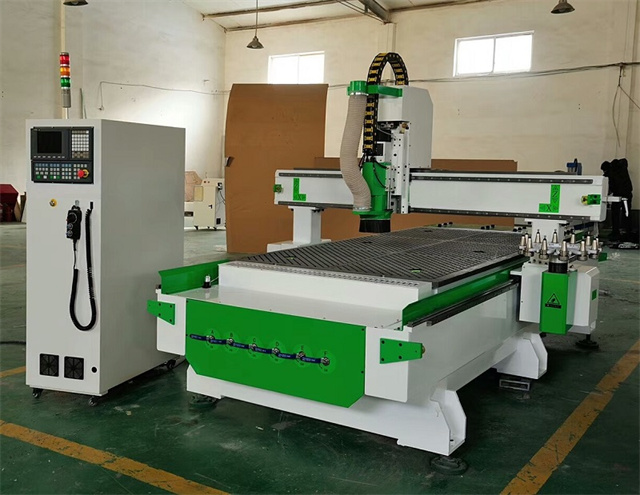 Automatic Tool Changer Cnc Wood Carving Engraving Machine For Sale 1300*2500*300mm