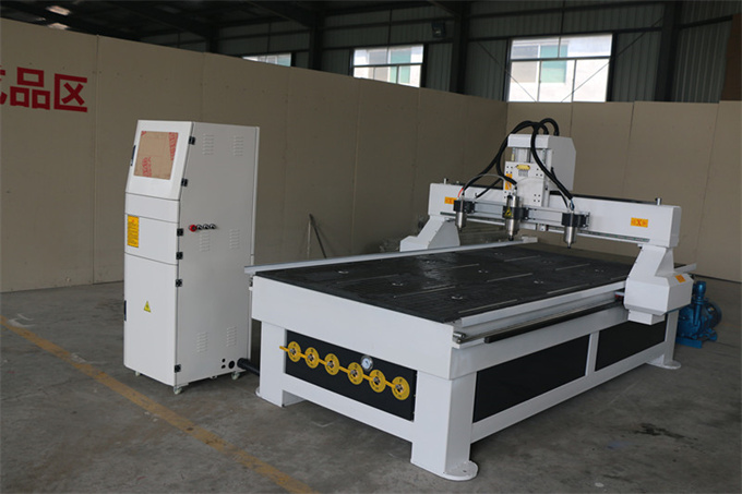 Wood Cnc Router Engraving Machine With Multi Three Spindles 1325